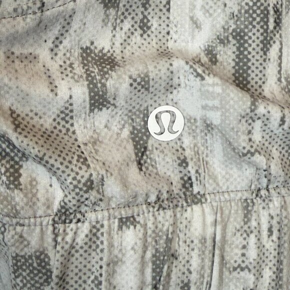 Lululemon  Gray White Away Jacket Reversible Light 8 - Picture 8 of 11